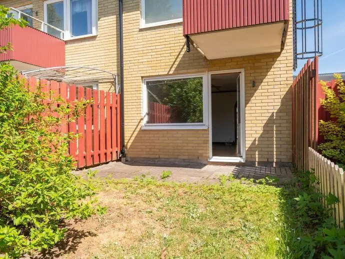 Lägenhet, Jungmansgatan 74. Bild 1 av 18