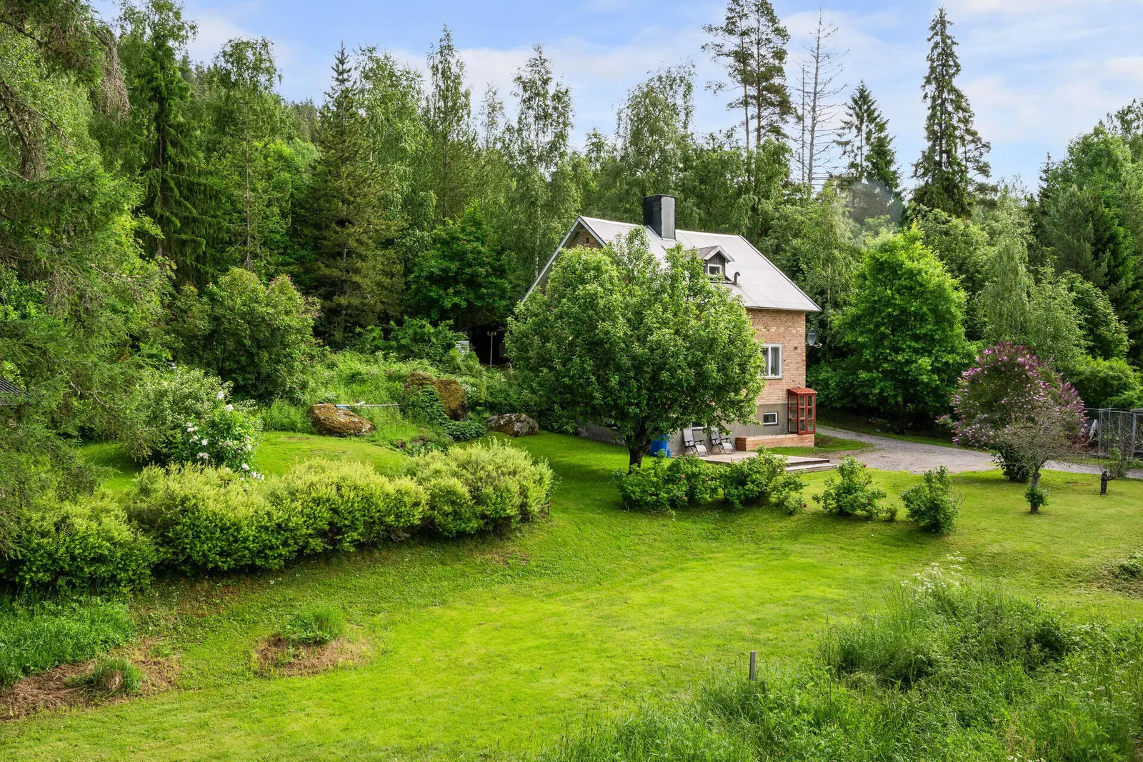 Villa, Norra Gullgård 600, Fränsta. Bild 1 av 36