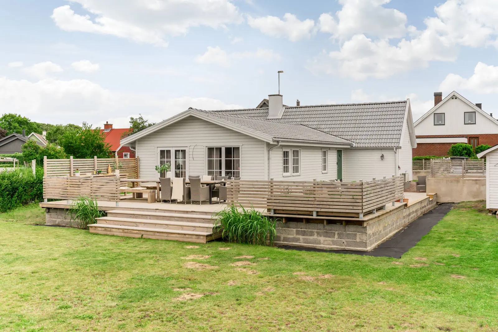 Villa, Gamla Slättängsvägen 8, Kristianstad. Bild 1 av 37