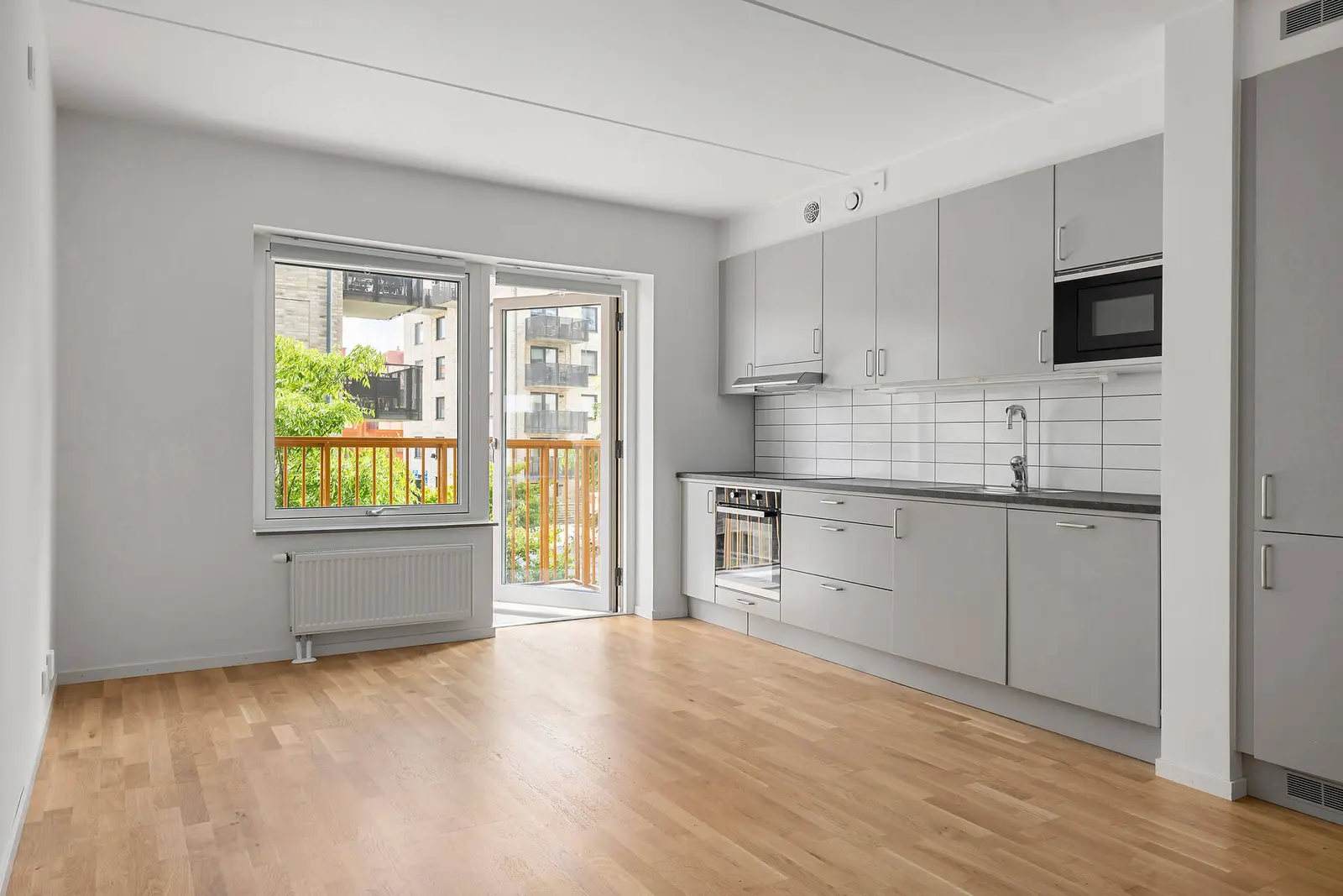 Lägenhet, Famngatan 16, Västra Frölunda. Bild 1 av 26