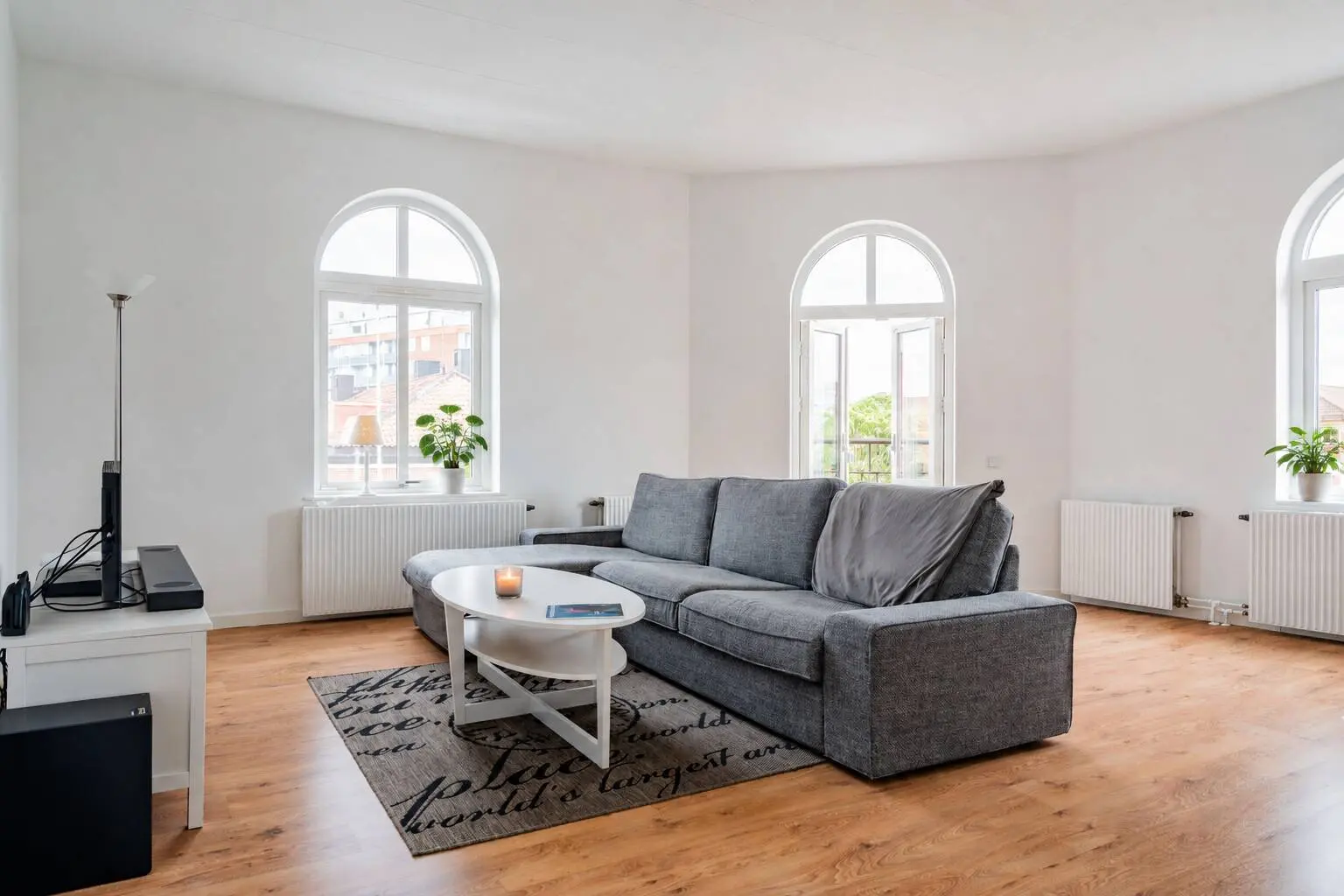 Image 1 of 16 of Storgatan 35