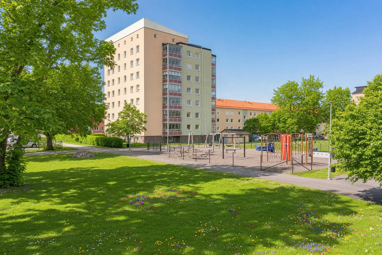 Lägenhet, Trädgårdsgatan 11, Oxelösund. Bild 1 av 20
