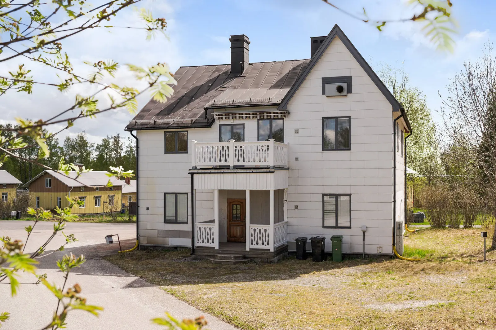 Image 1 of 40 of Gamla vägen 29