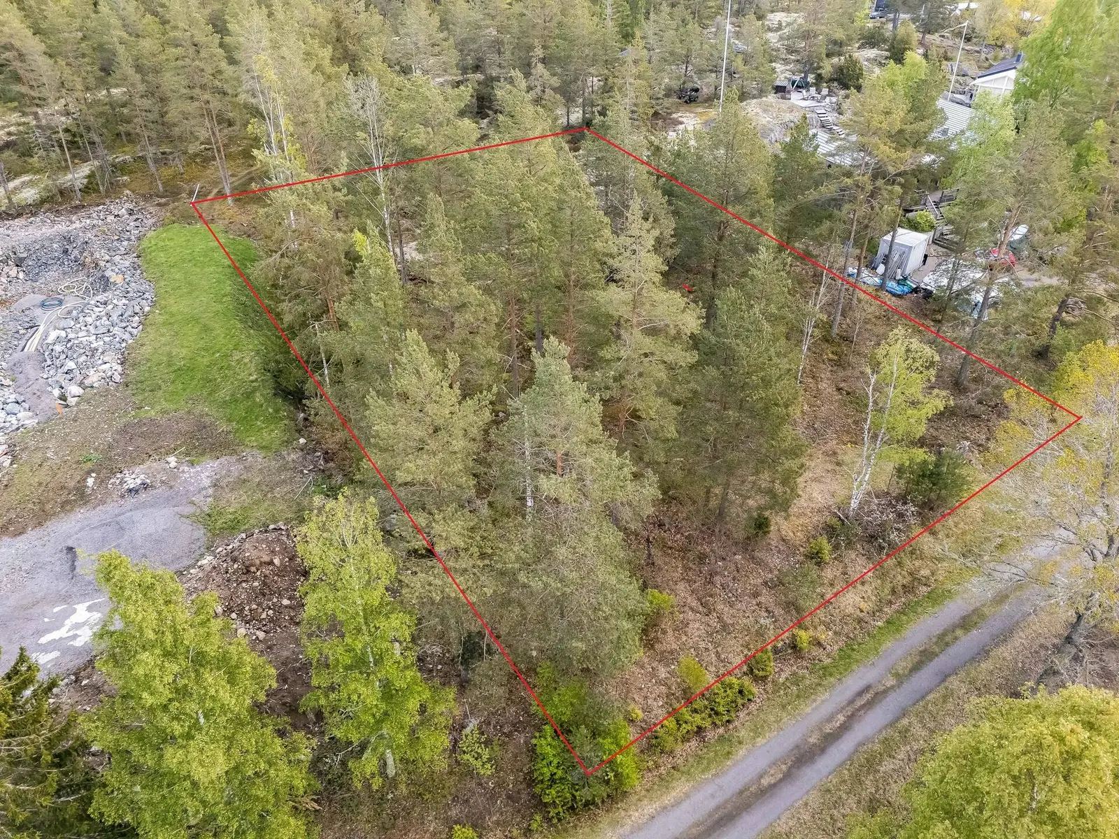 Tomt / mark, Eknäsvägen 2, Gryt. Bild 1 av 14
