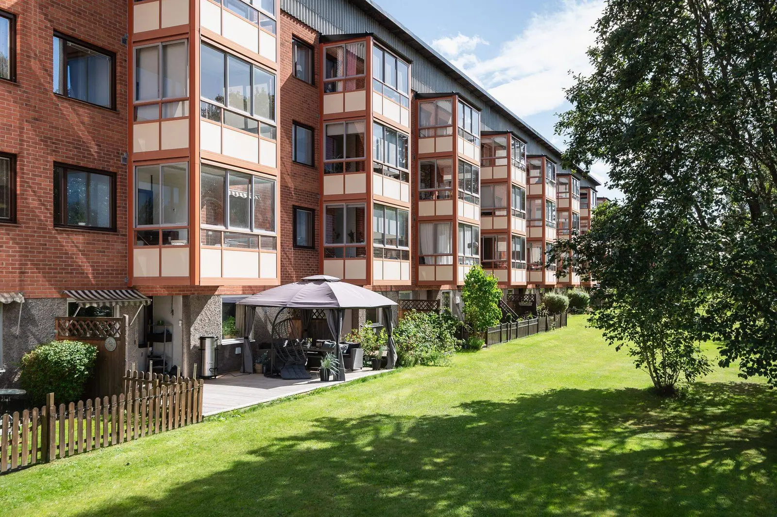 Lägenhet, Bjursdalsvägen 8C, Boxholm. Bild 1 av 19