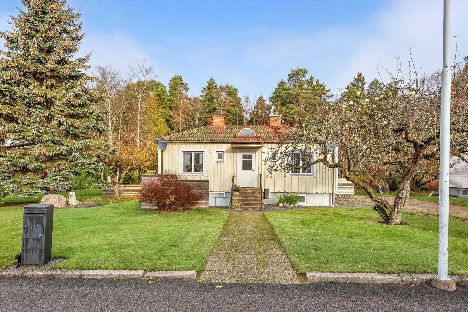Villa, Anderstorpsvägen 23, Tibro. Bild 1 av 20