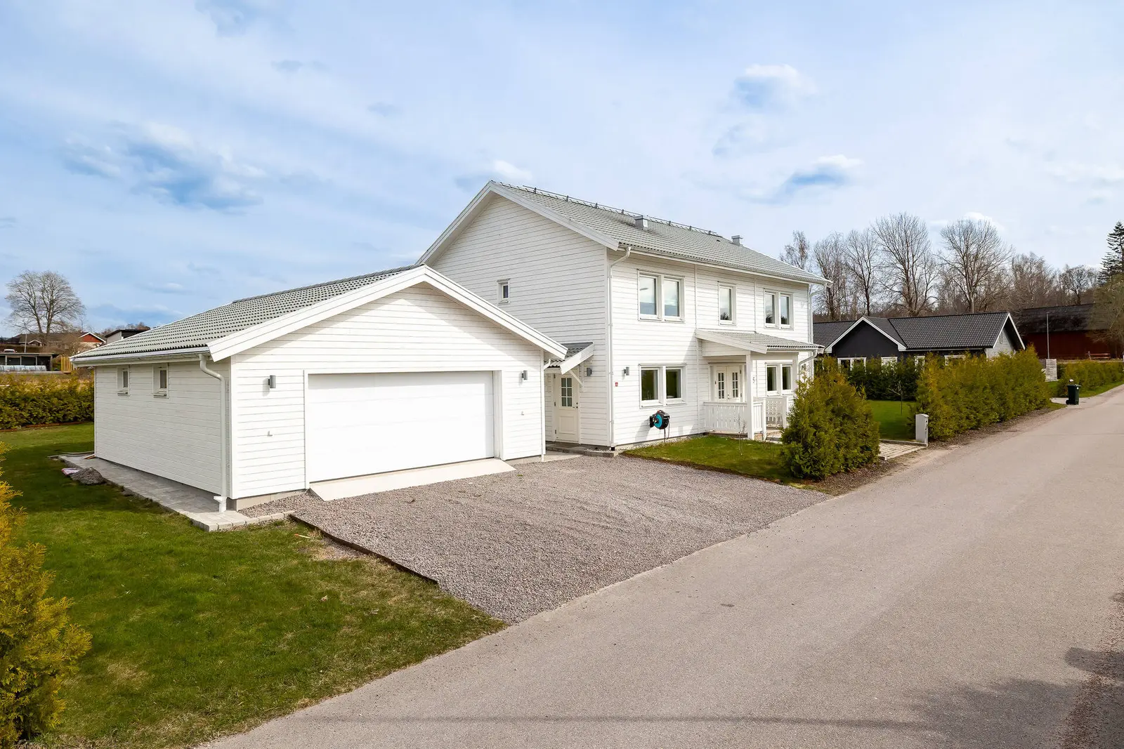 Villa, Linvägen 25, Hallsberg. Bild 1 av 38