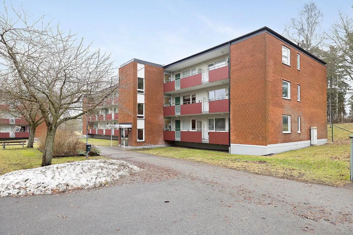 Apartment, Bergkullevägen 285, Trollhättan. Photo 1 of 12