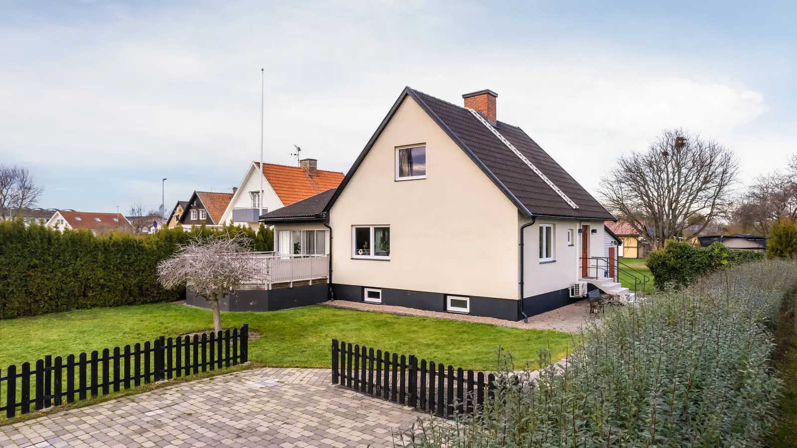 House, Hjärtebackes väg 24, Kristianstad. Photo 1 of 20