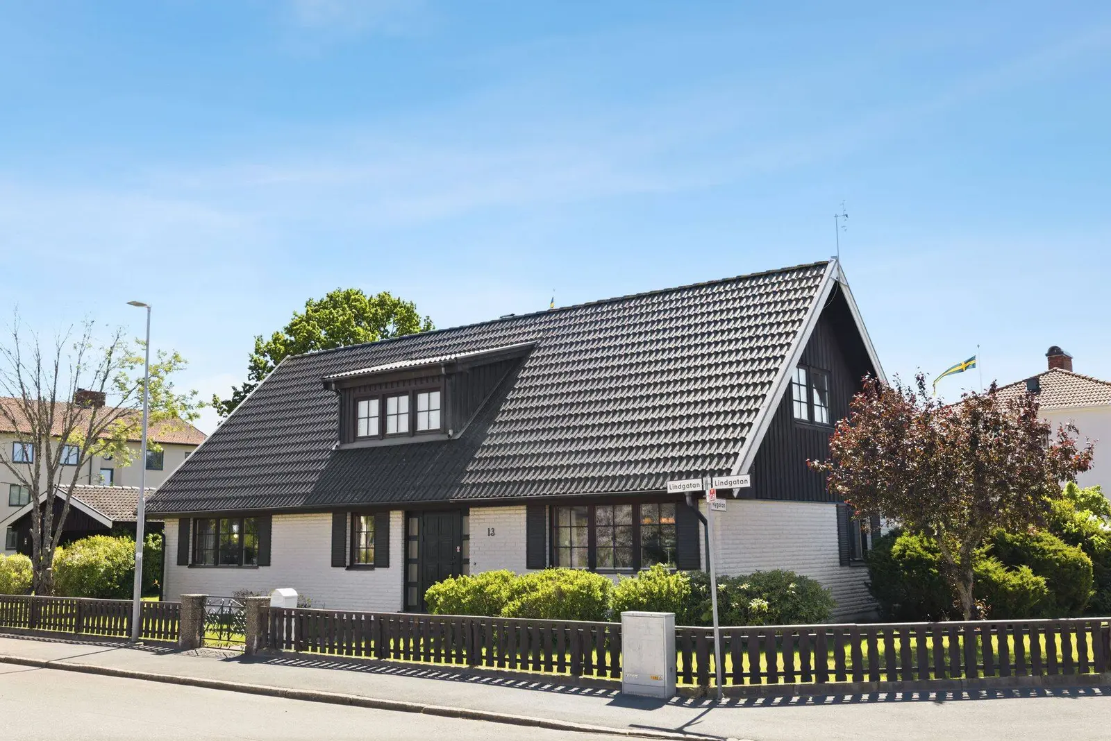 House, Lindgatan 13, Hjo. Photo 1 of 33