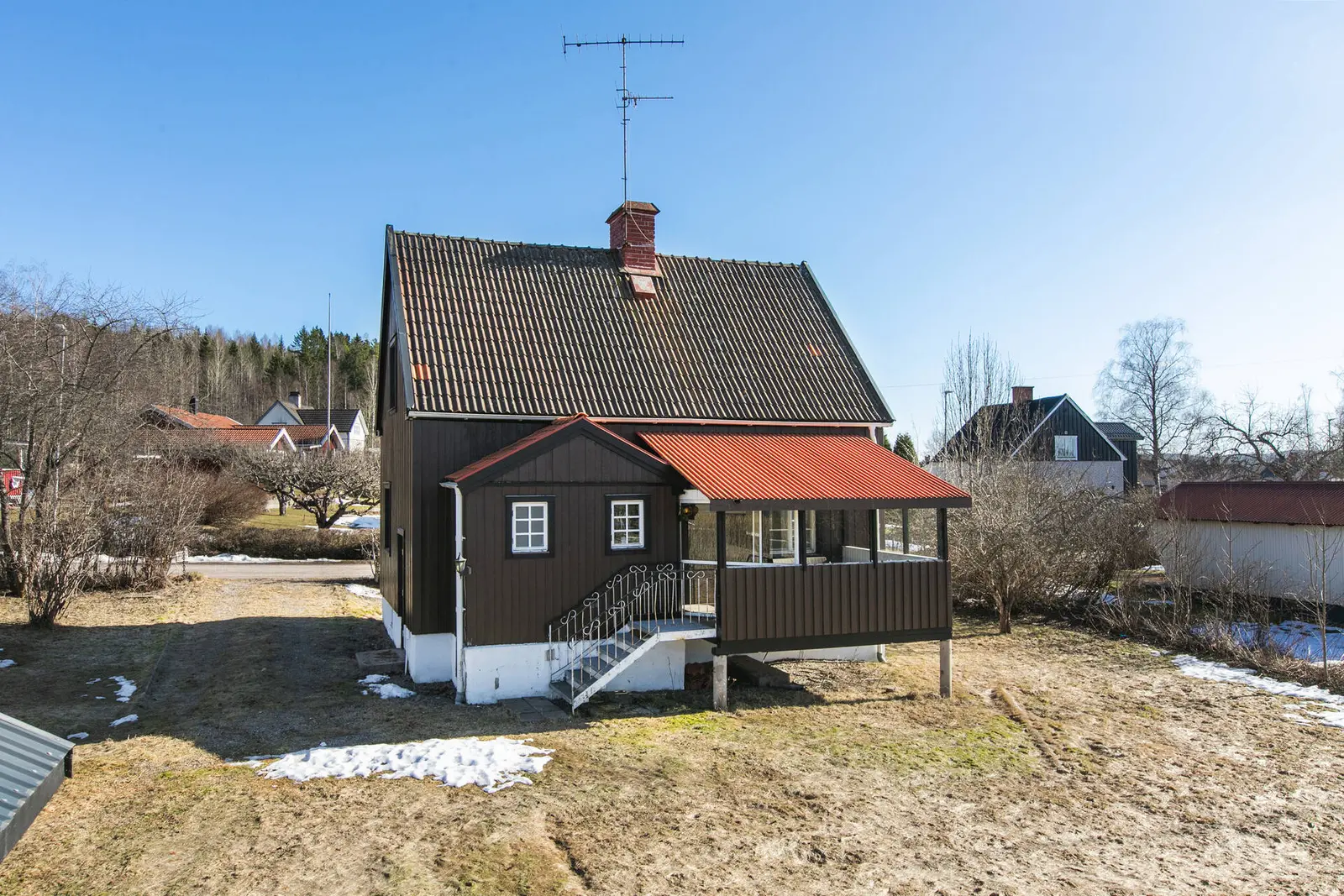 Villa, Kärrgatan 4, Hofors. Bild 1 av 38