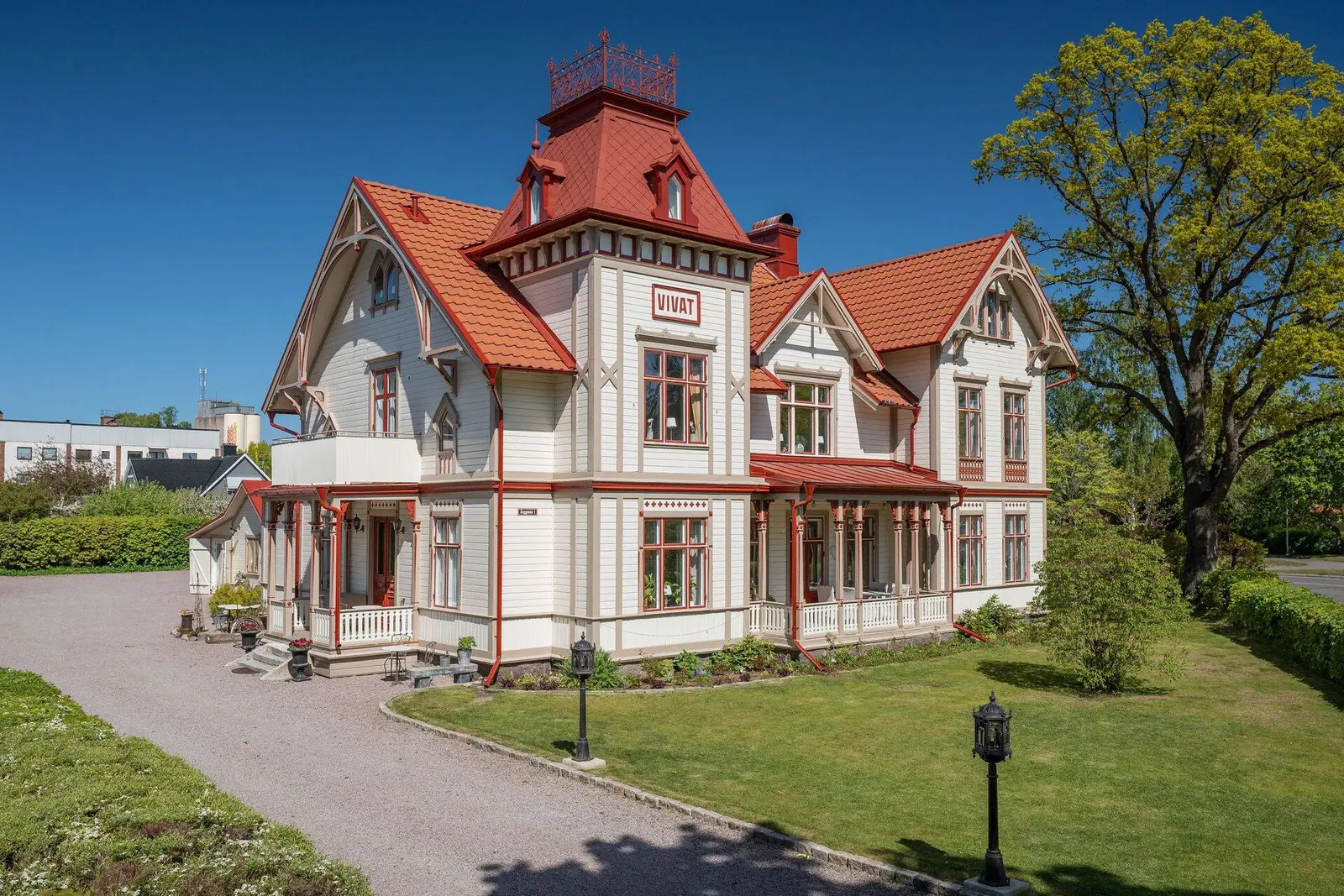 Villa, Änggatan 1, Hjo. Bild 1 av 40