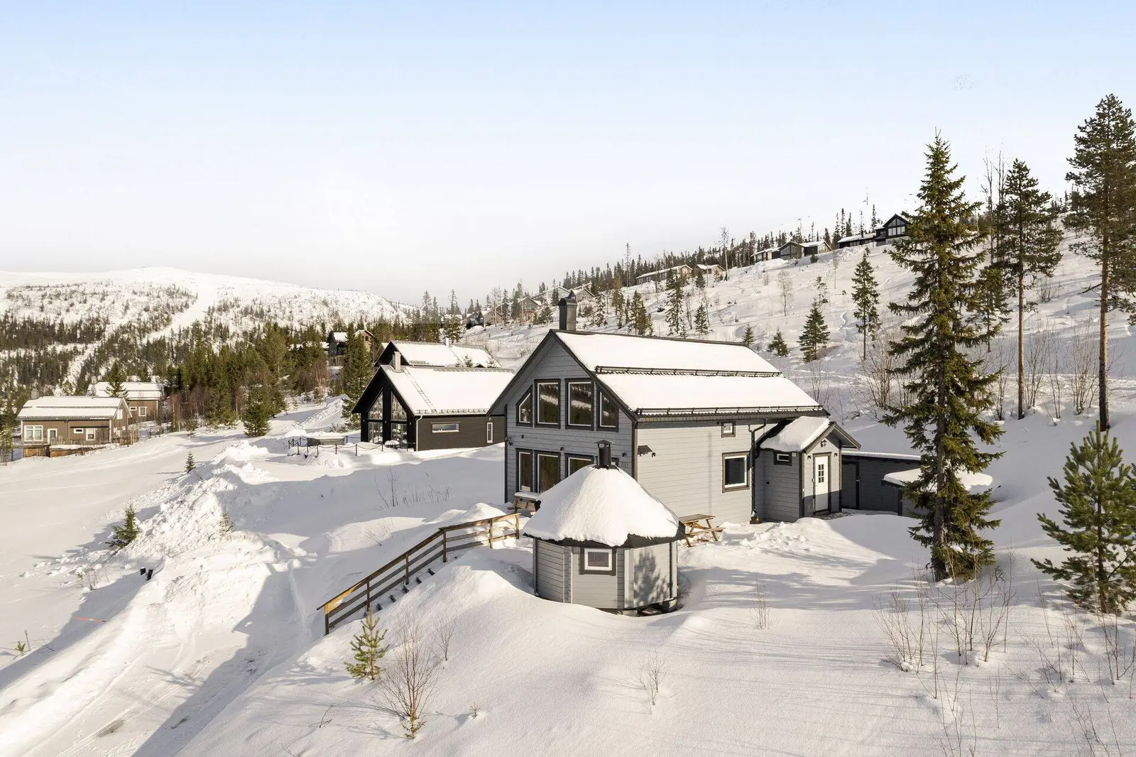 Villa, Vemdalsskalet Klockarfjällsvägen 201, Vemdalen. Bild 1 av 38