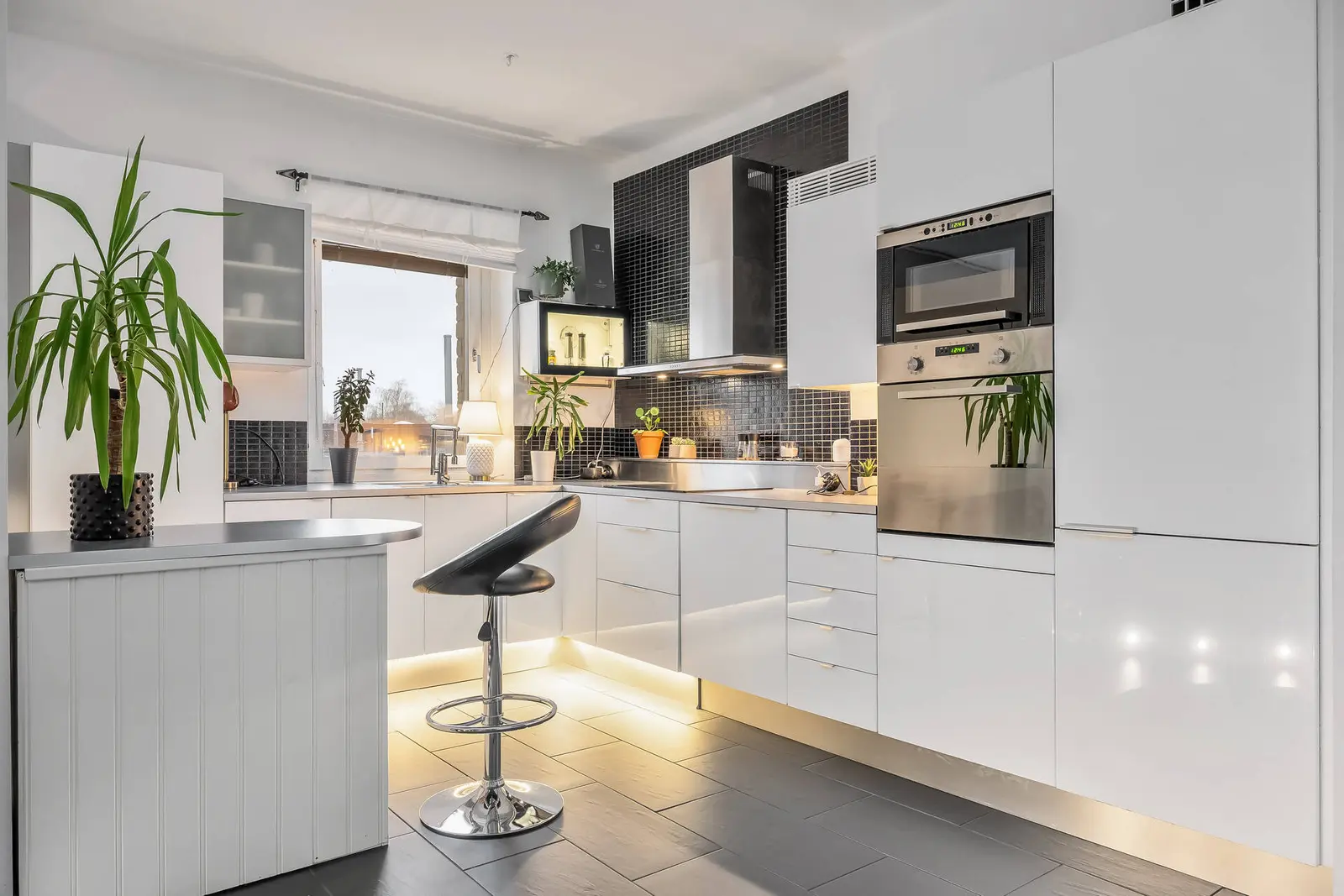 Lägenhet, Styrestagatan 4, Norrköping. Bild 1 av 16