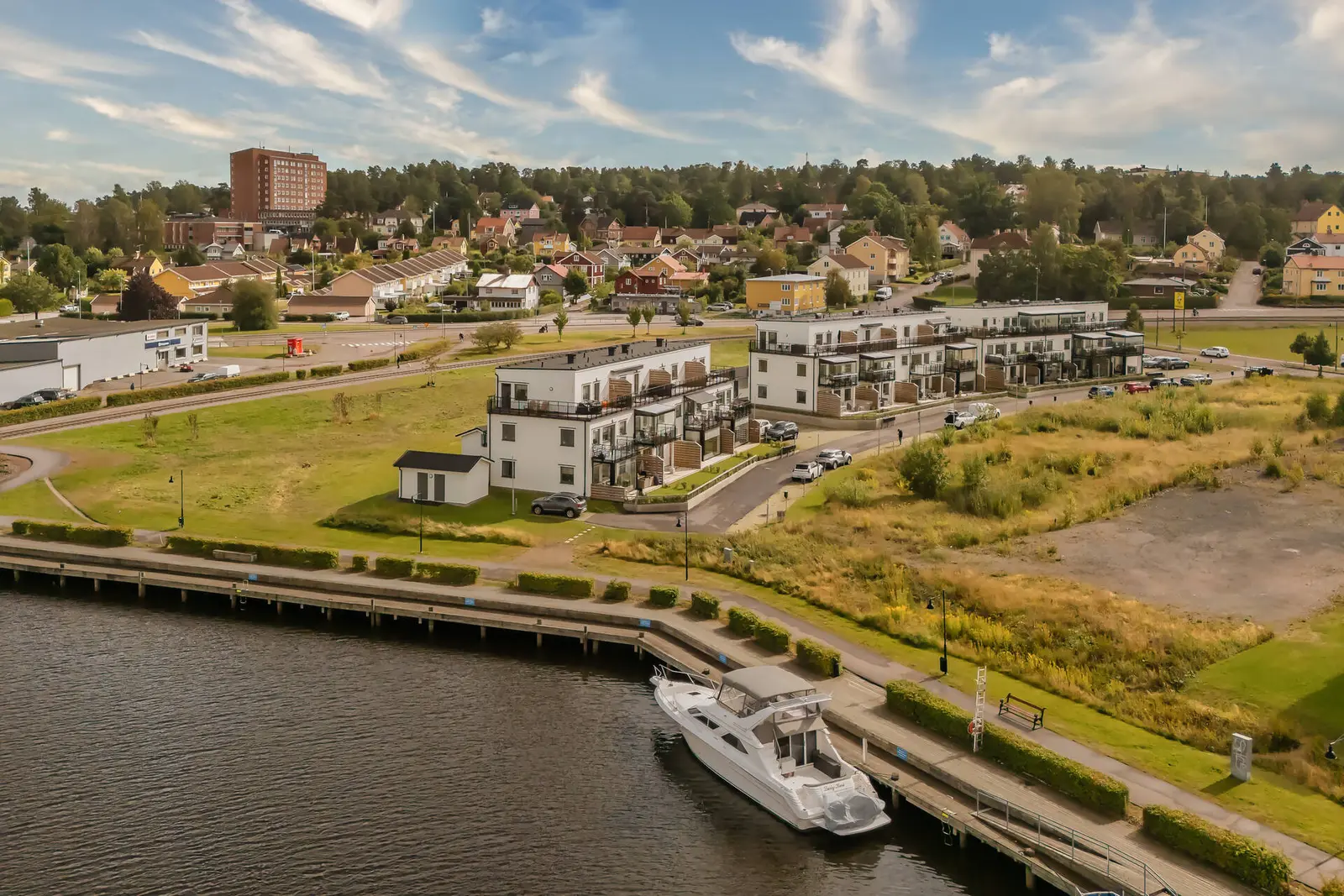 Lägenhet, Nyhamnsvägen 4D, Kristinehamn. Bild 1 av 20