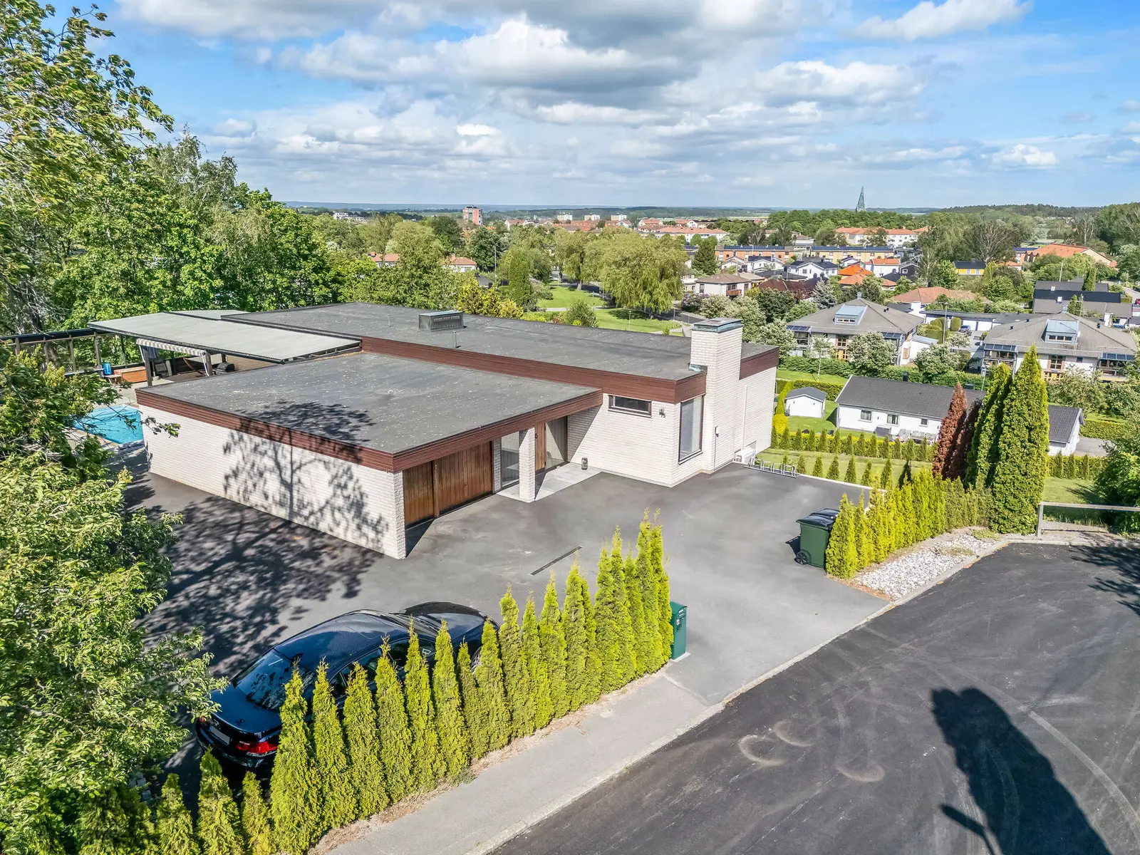 Bild 1 av 39 på Grönhögsgatan 15