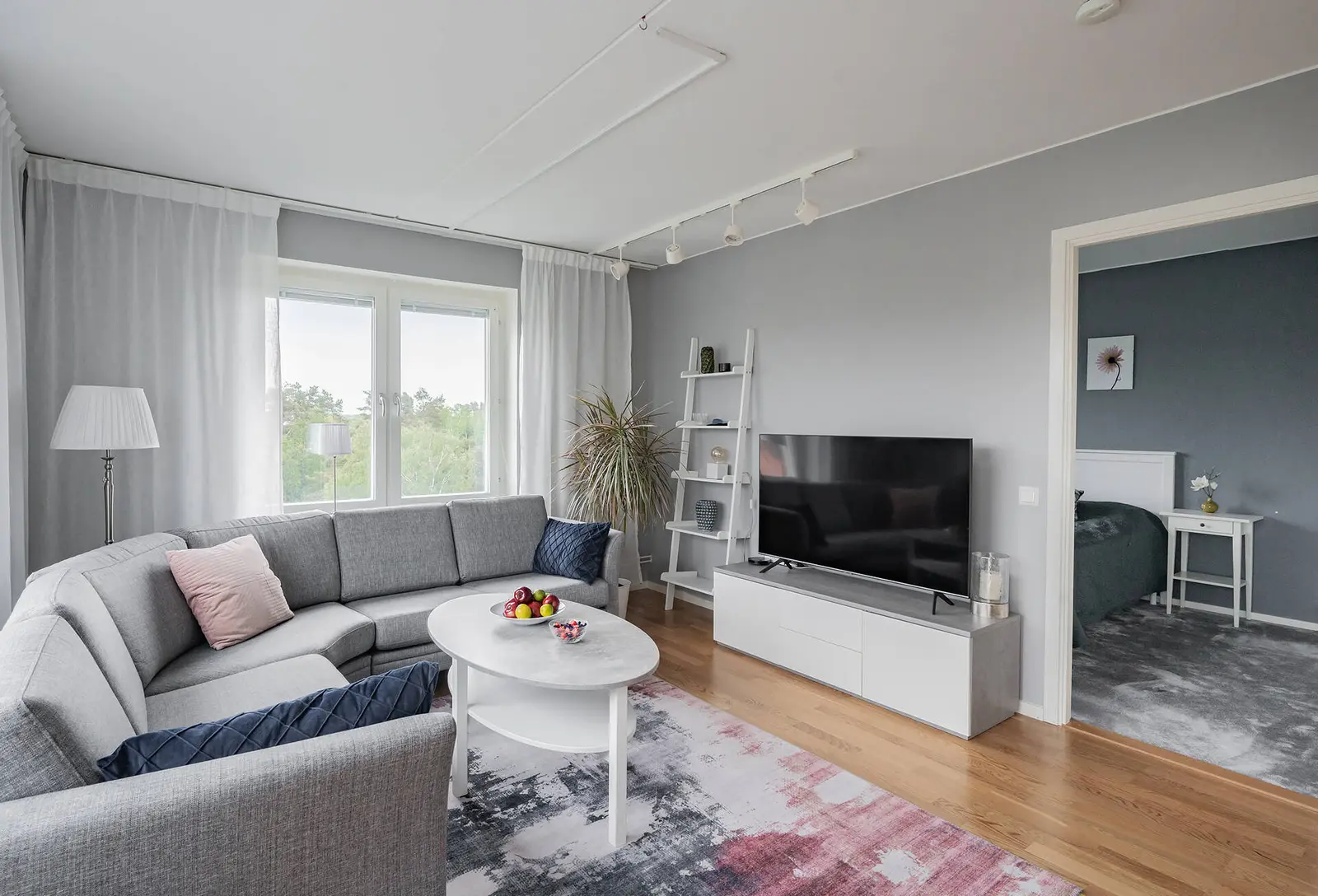 Lägenhet, Finslipargränd 15, Huddinge. Bild 1 av 20