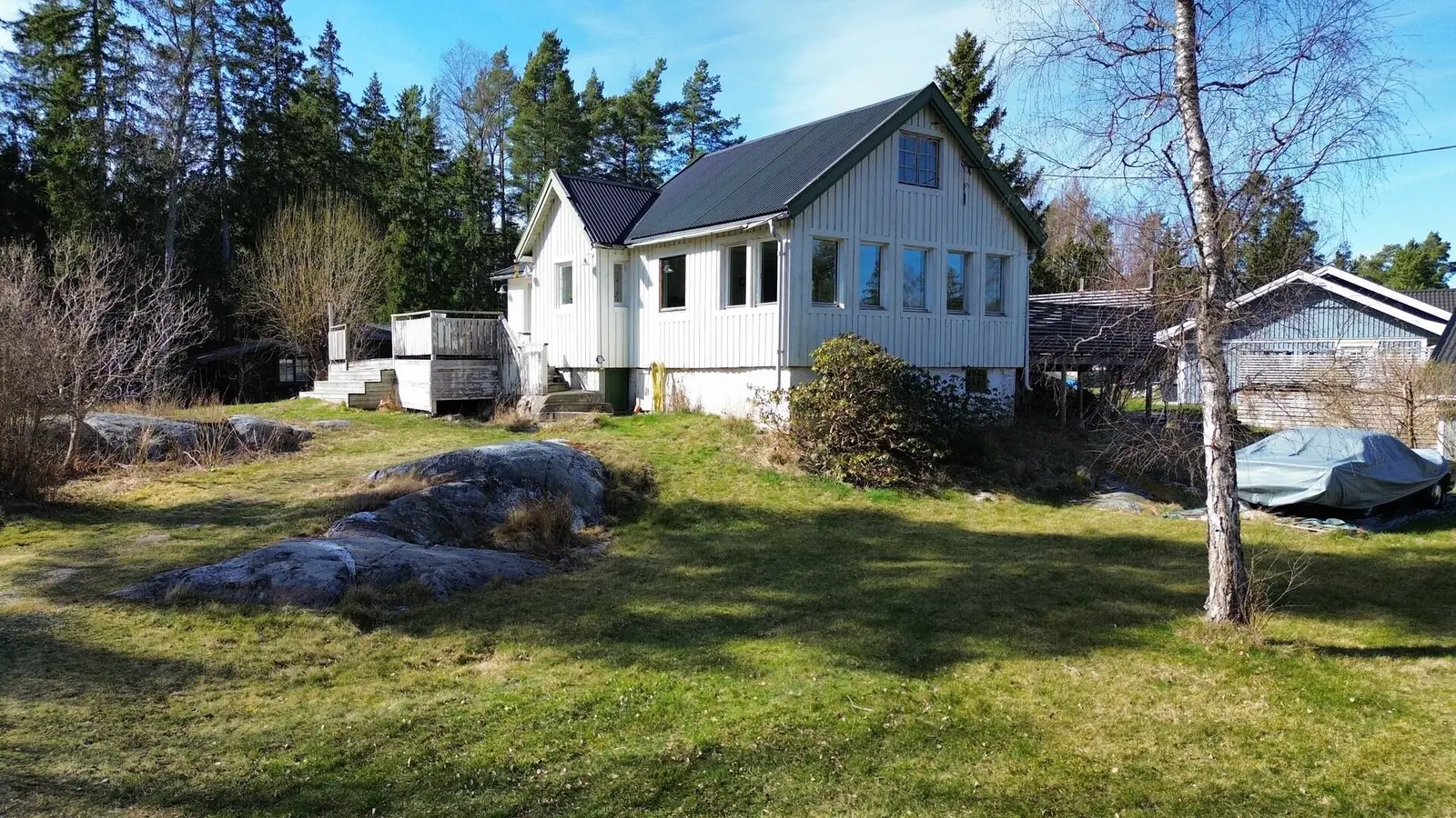 Image 1 of 25 of Gruvbacken 36