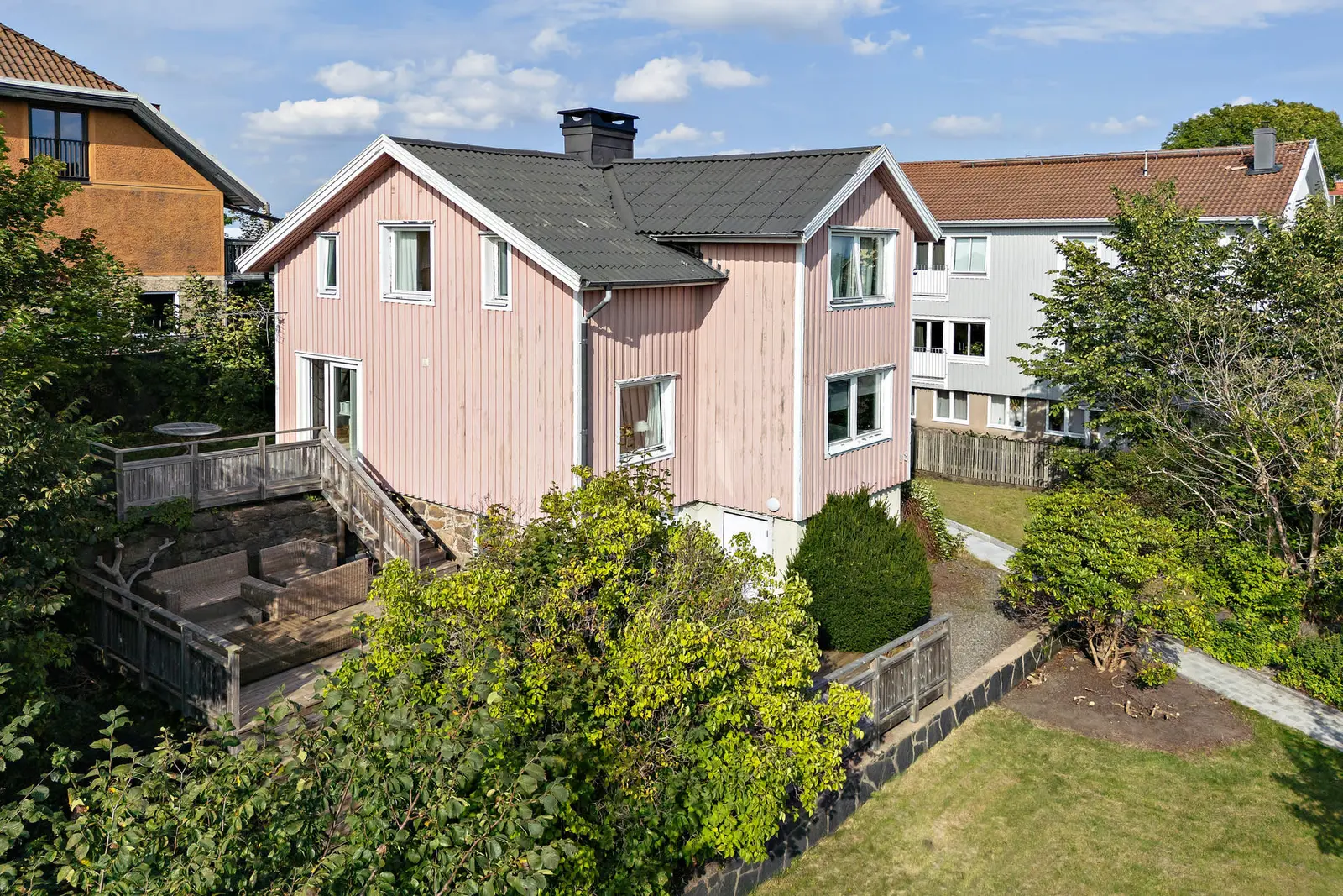 House, Hagens stationsväg 13, Västra Frölunda. Photo 1 of 34