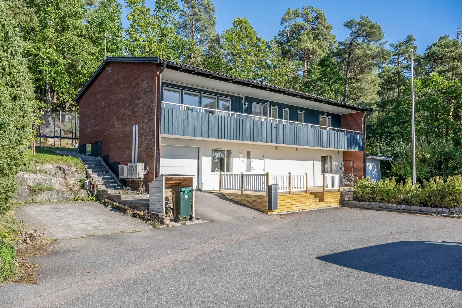 House, Storängsvägen 1, Valdemarsvik. Photo 1 of 32