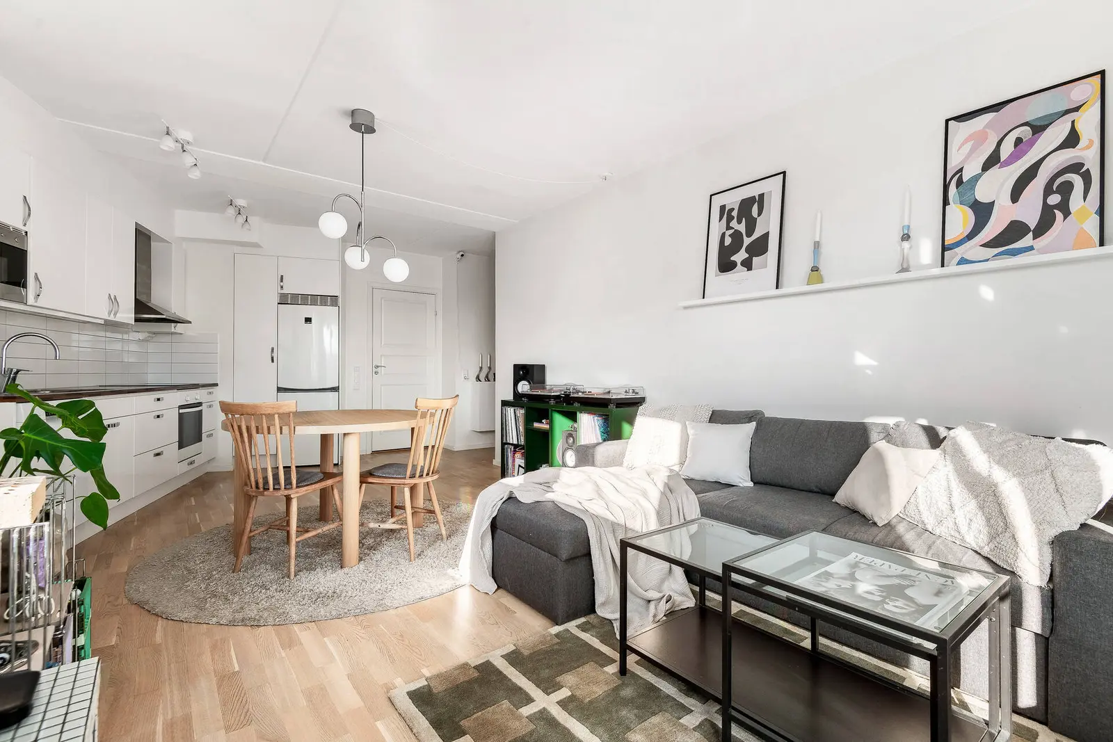 Lägenhet, Fyrspannsgatan 183, Vån 2 (434/1204), Hässelby. Bild 1 av 25