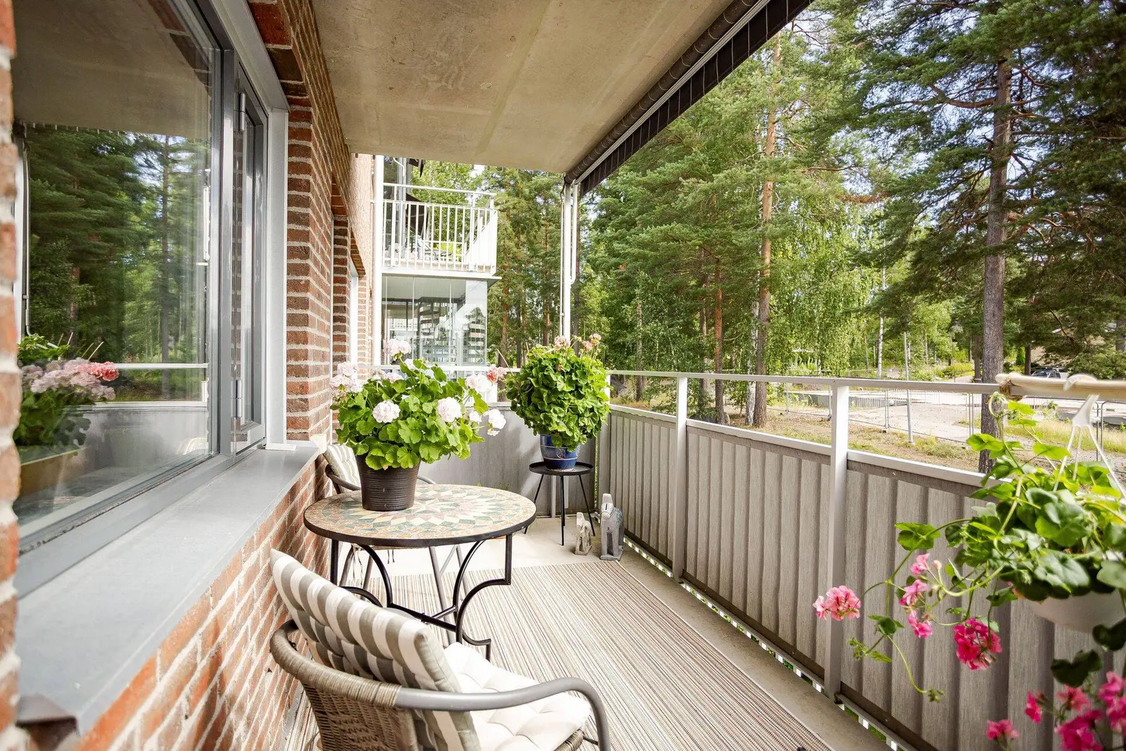 Lägenhet, Björnbärsvägen 5, Falun. Bild 1 av 20