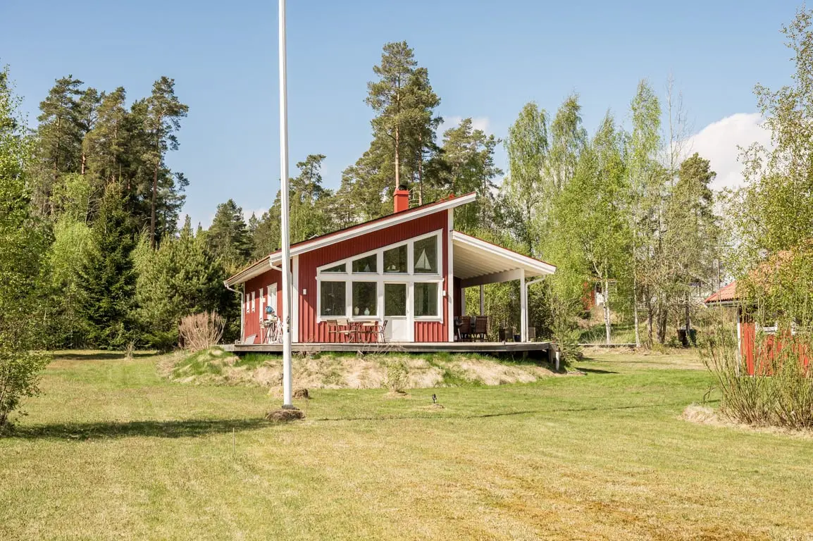 Bild 1 av 20 på Rud 127