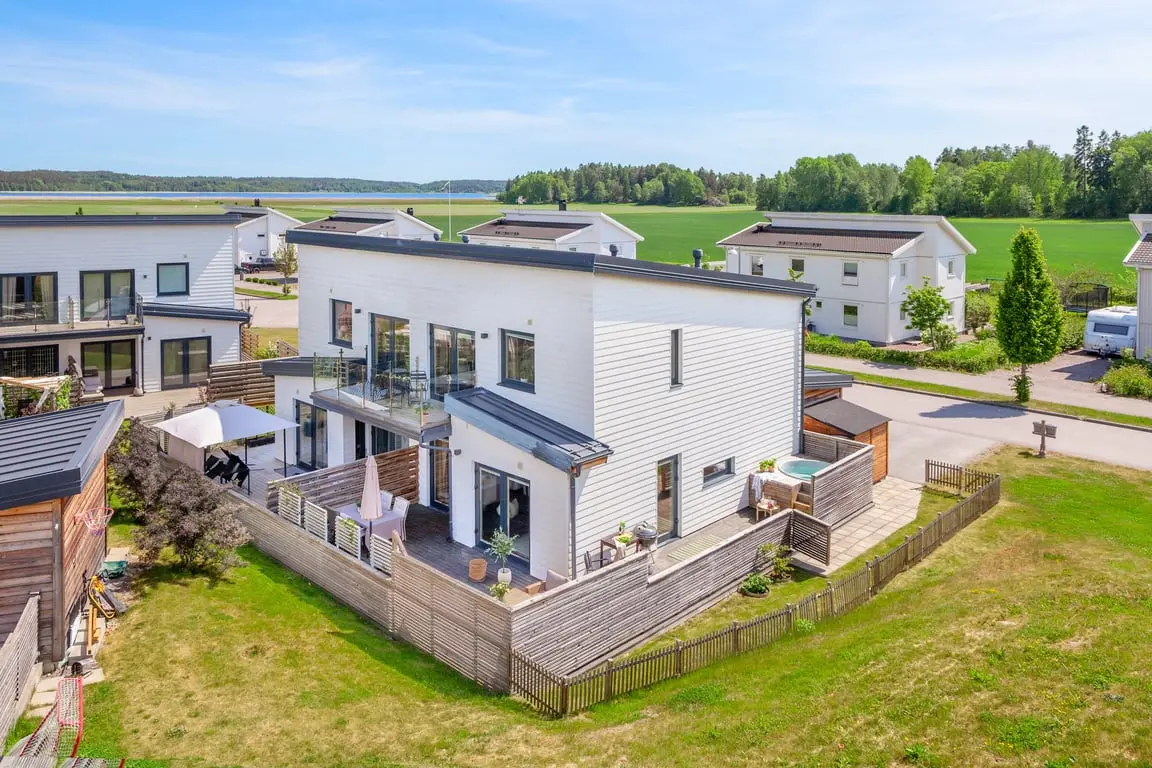 Bild 1 av 34 på Rynings väg 35