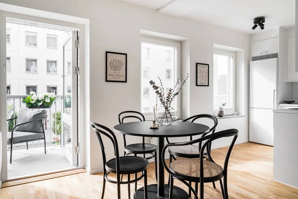 Apartment, Stenkvistavägen 8, Stockholm. Photo 1 of 3