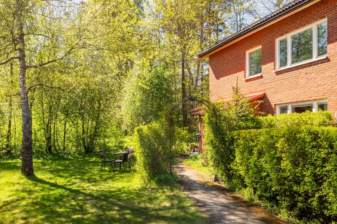 Par-/radhus, Nydalavägen 31, Södertälje. Bild 1 av 40