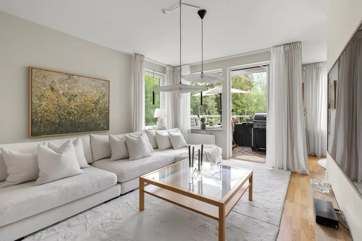 Lägenhet, Barrskogsvägen 11, Tyresö. Bild 1 av 20