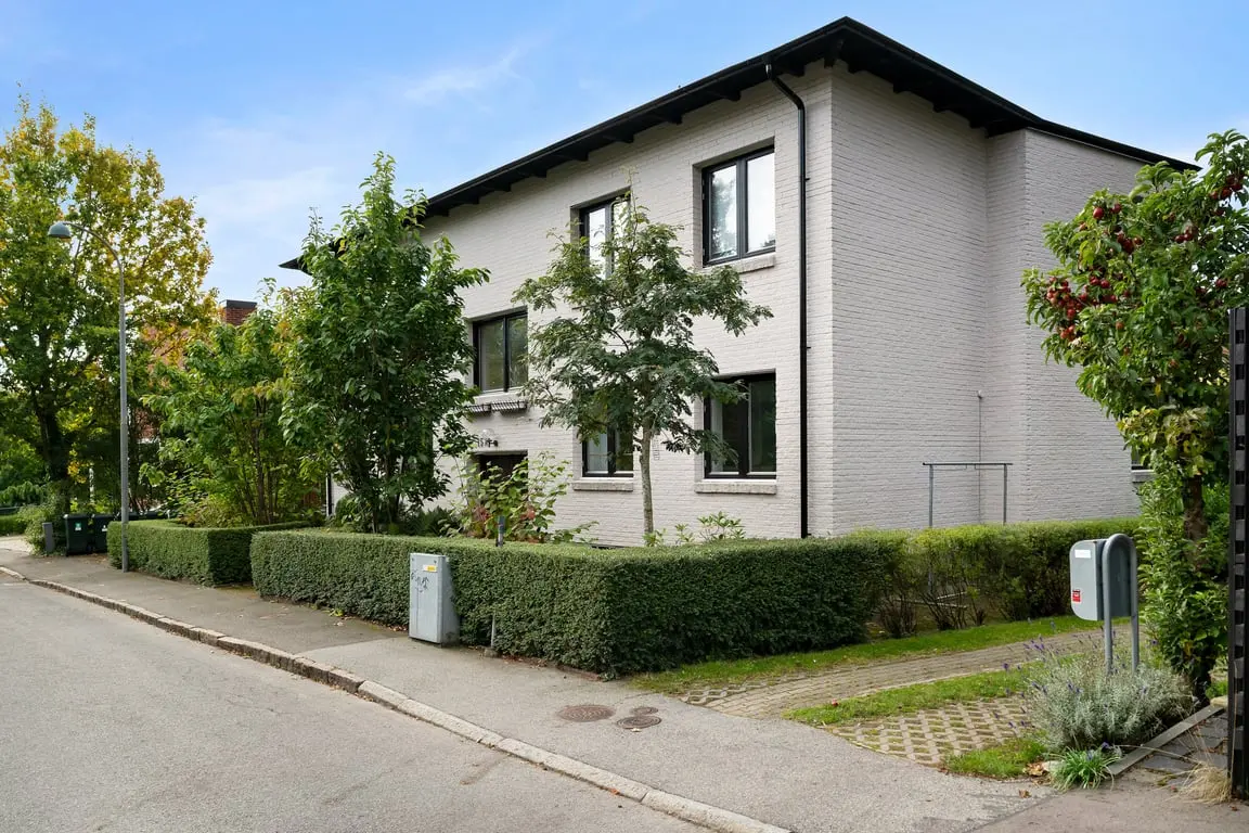Image 1 of 20 of Pedellgatan 15A