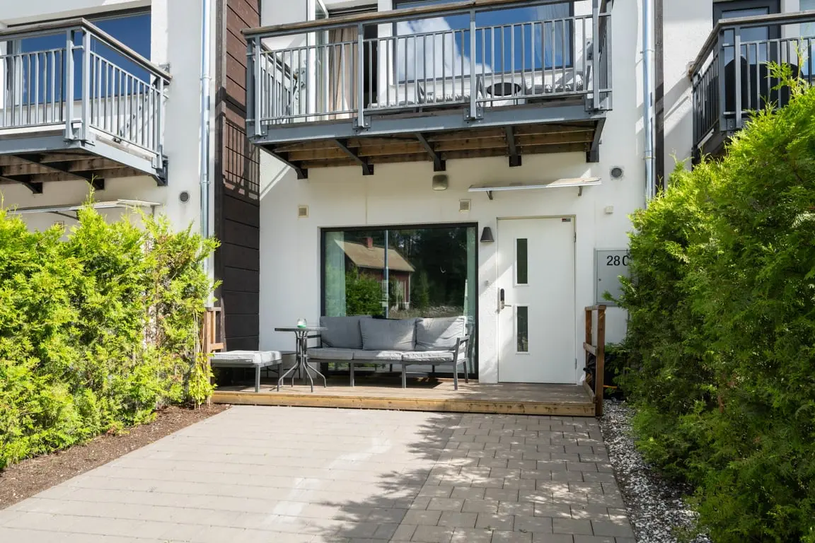 Semi-detached/terraced, Ekgårdsvägen 28C, Södertälje. Photo 1 of 24