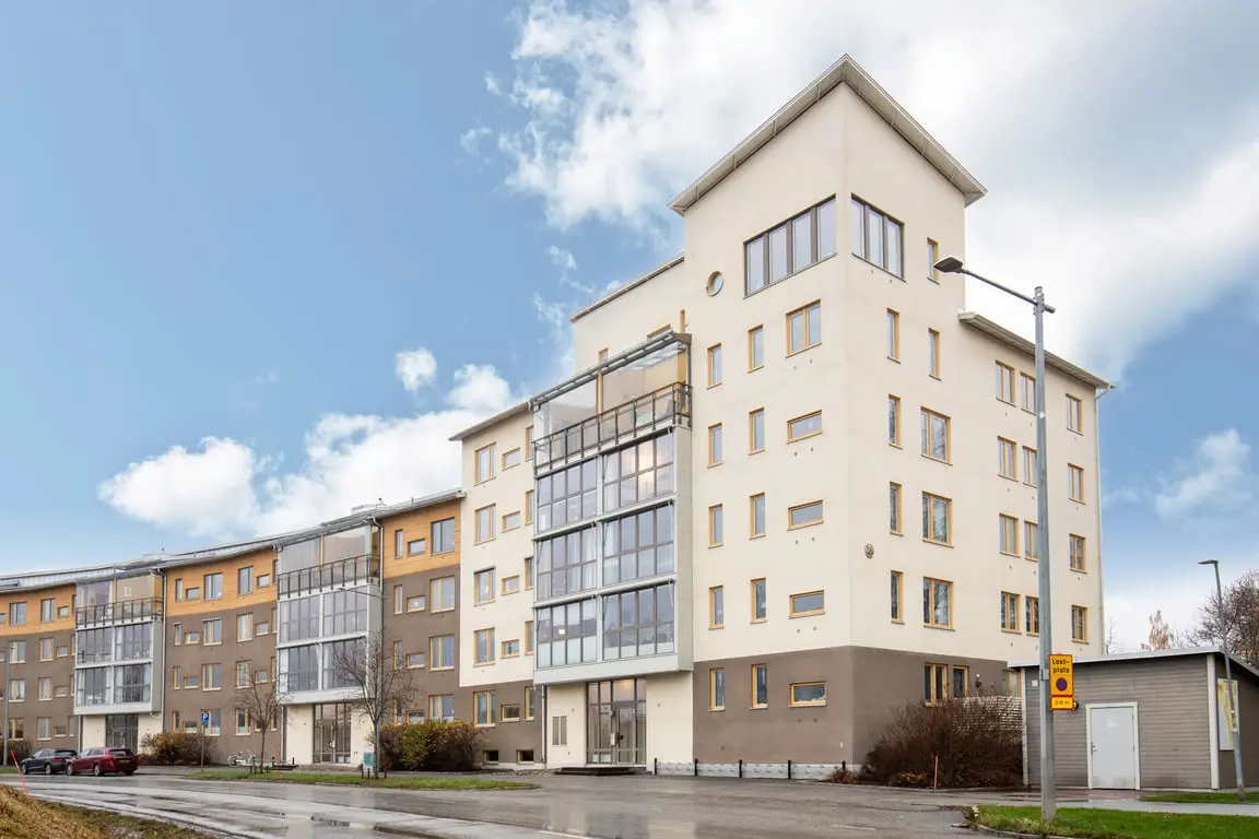 Apartment, Lilla Ågränd 14, Örebro. Photo 1 of 32