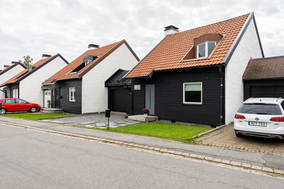 Par-/radhus, Odlarvägen 6D, Östersund. Bild 1 av 40