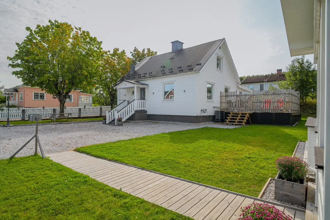 Villa, Römstavägen 12, Sundsvall. Bild 1 av 20