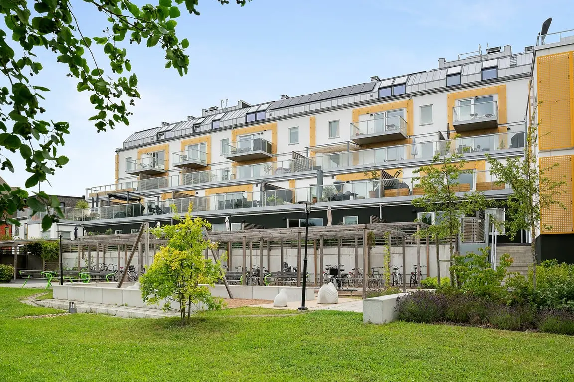 Bild 1 av 3 på Brunnshögsgatan 8