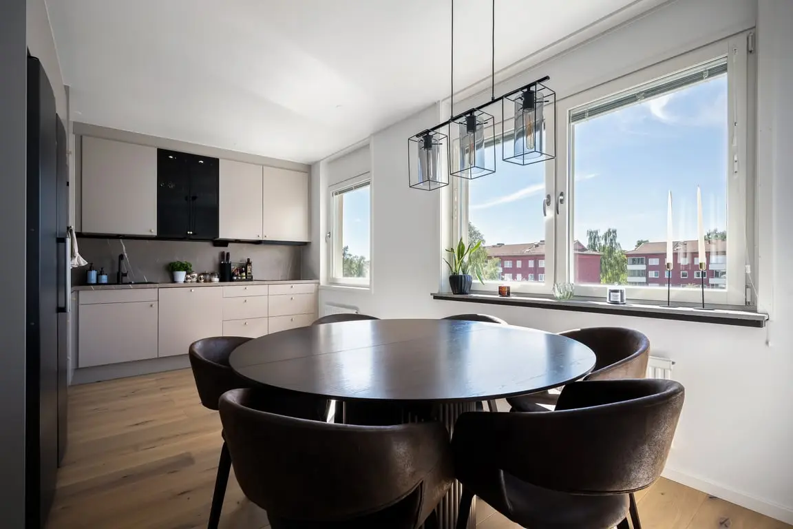 Lägenhet, Sleipnervägen 67, Haninge. Bild 1 av 21