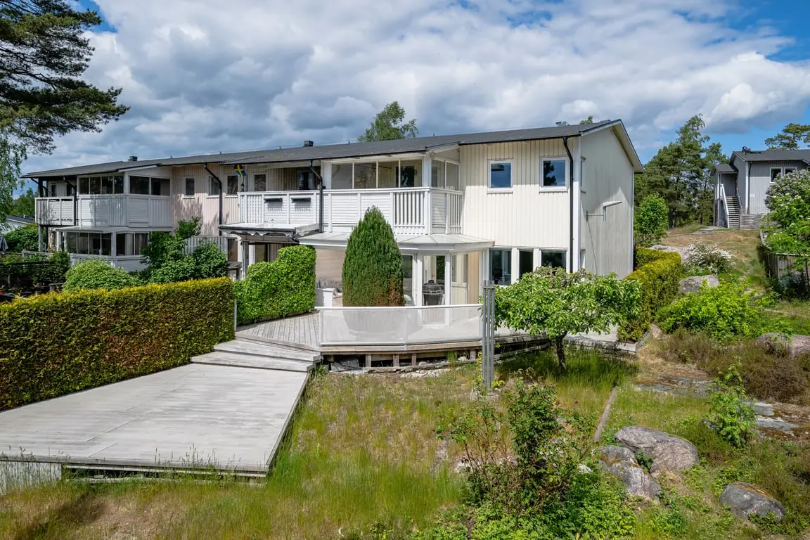 Par-/radhus, Näsuddsvägen 41D, Oxelösund. Bild 1 av 3