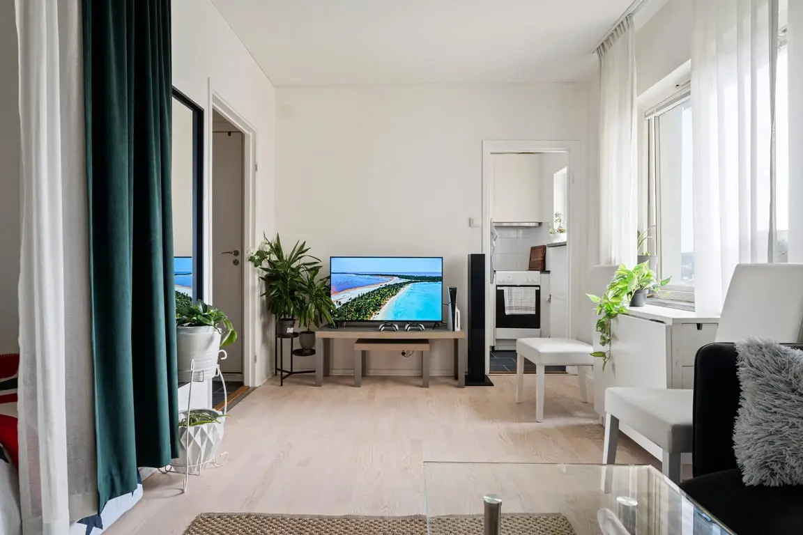 Apartment, Bildradiogatan 6, Göteborg. Photo 1 of 28