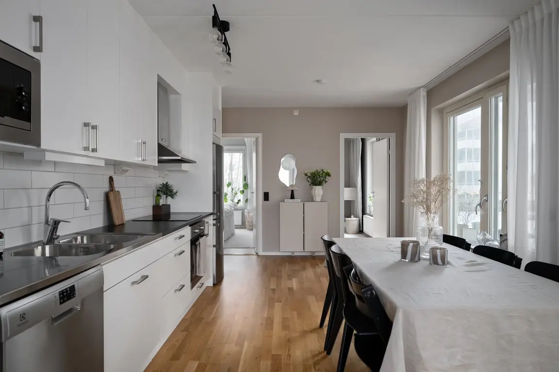 Lägenhet, Vallagränd 10, Haninge. Bild 1 av 18