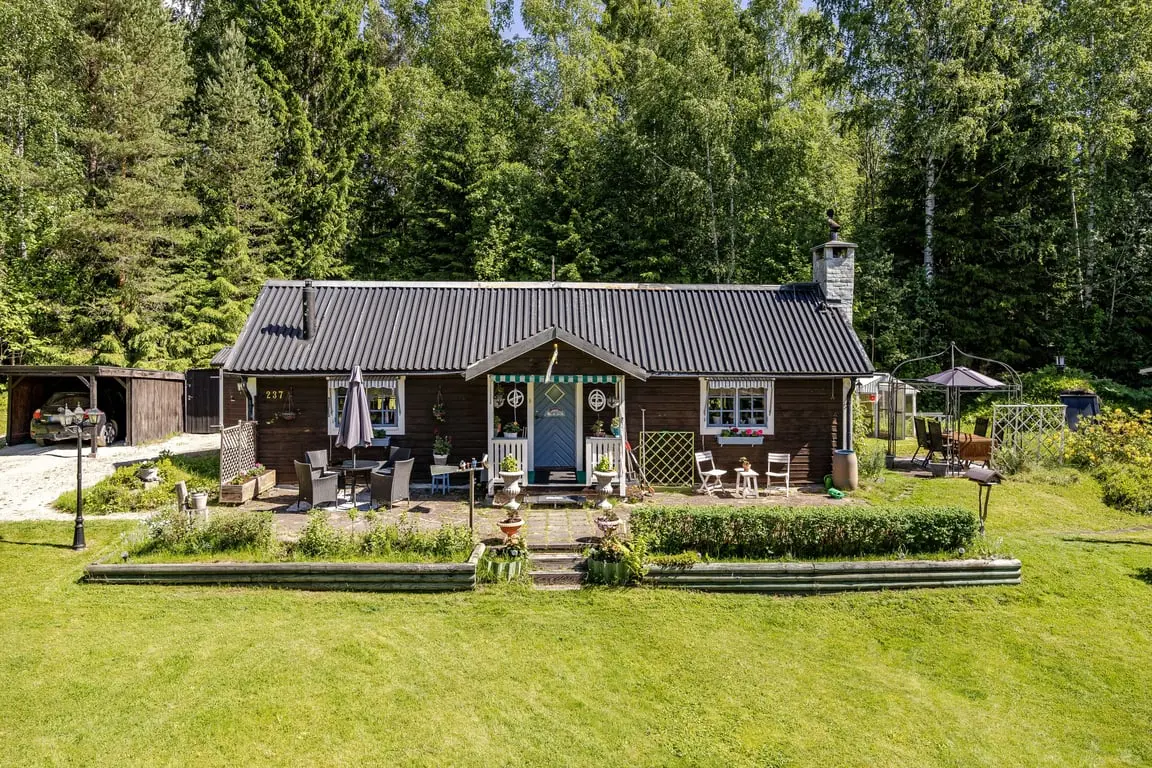 Bild 1 av 20 på Brobyvägen 237