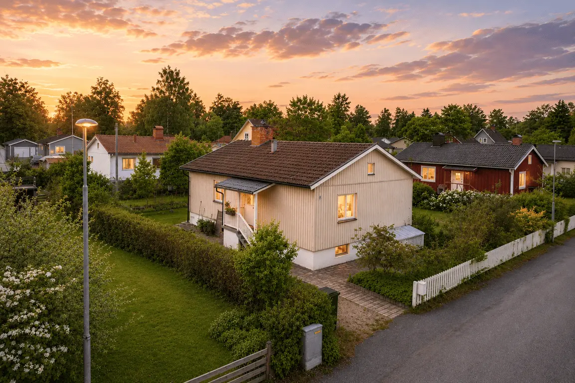 Villa, Lillängsvägen 38, Sandviken. Bild 1 av 11