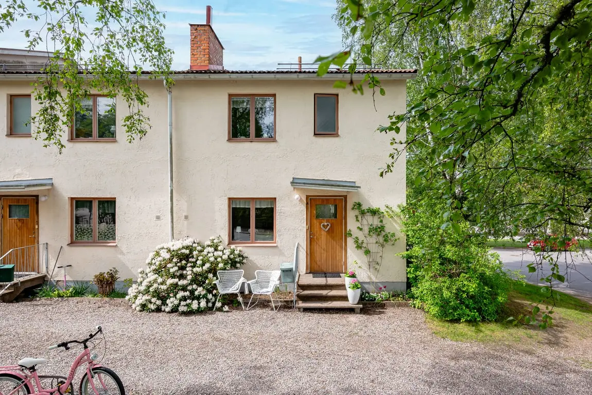 Par-/radhus, Lilljas väg 6A, Nyköping. Bild 1 av 30
