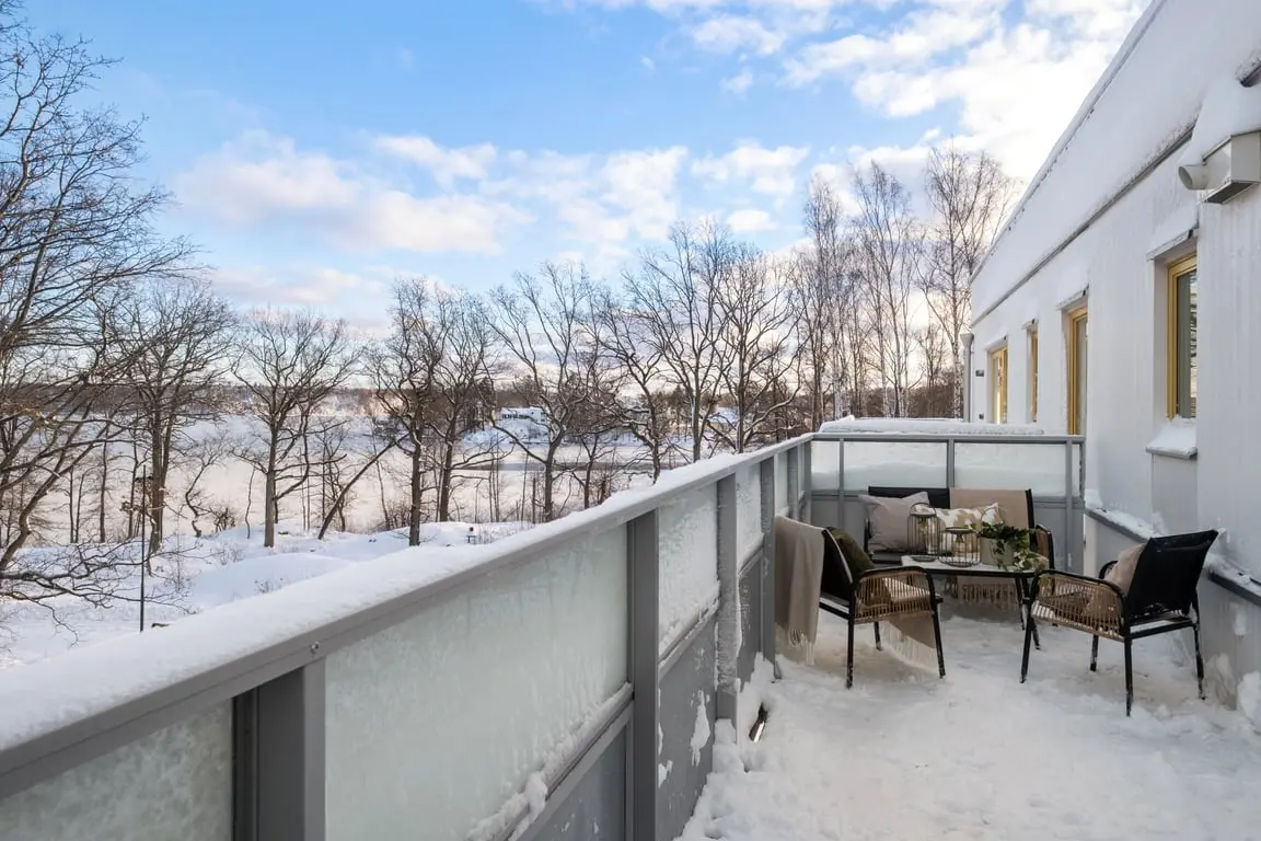 Apartment, Klockelundsvägen 18, sjöutsikt, Stockholm. Photo 1 of 40