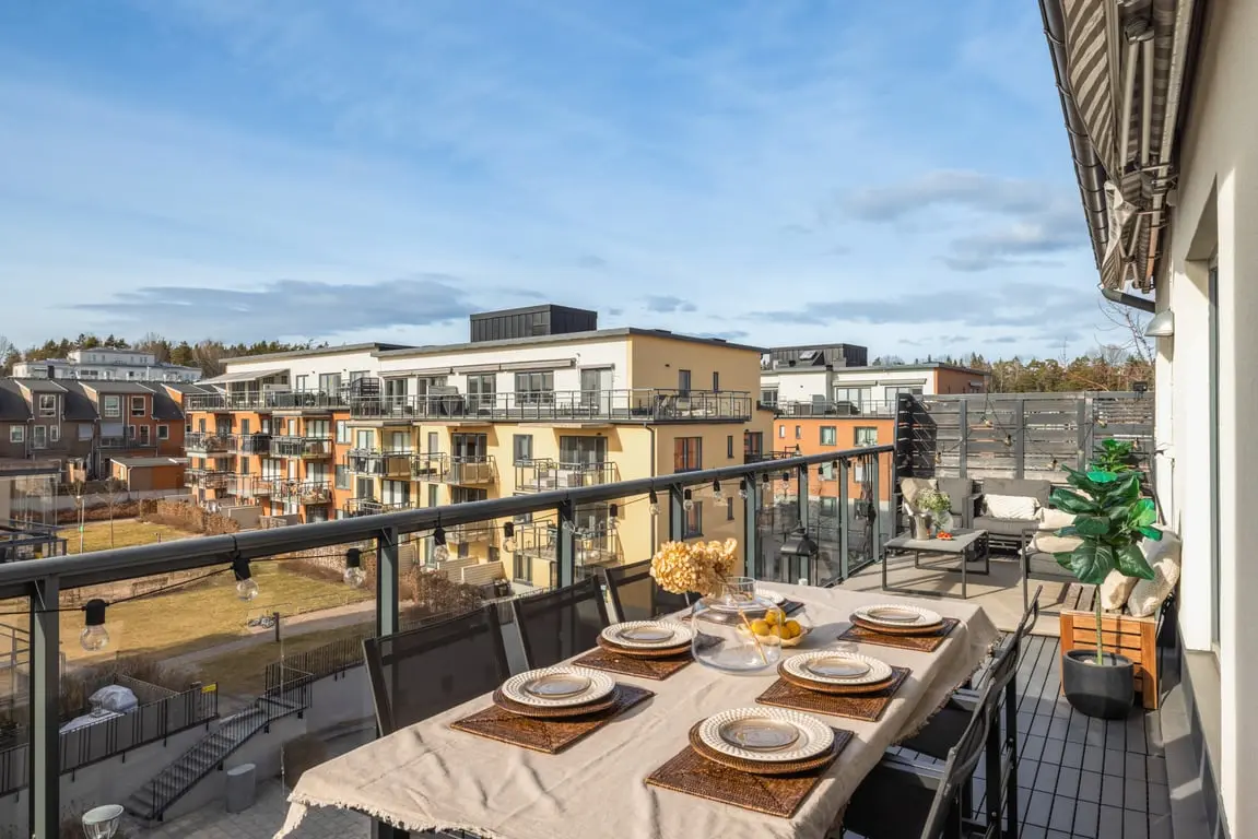 Lägenhet, Vinthundsgatan 111, Sundbyberg. Bild 1 av 40