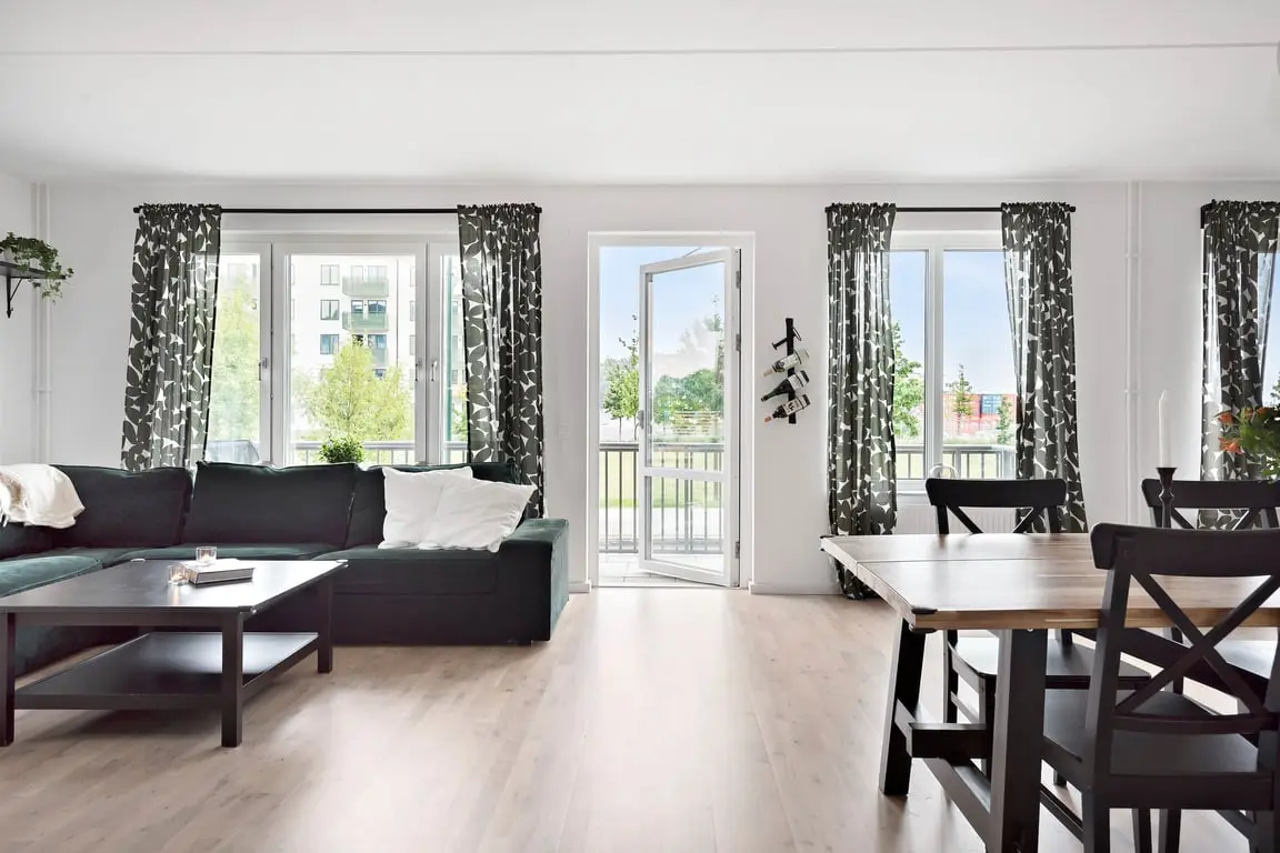 Bild 1 av 33 på Räfsgatan 21