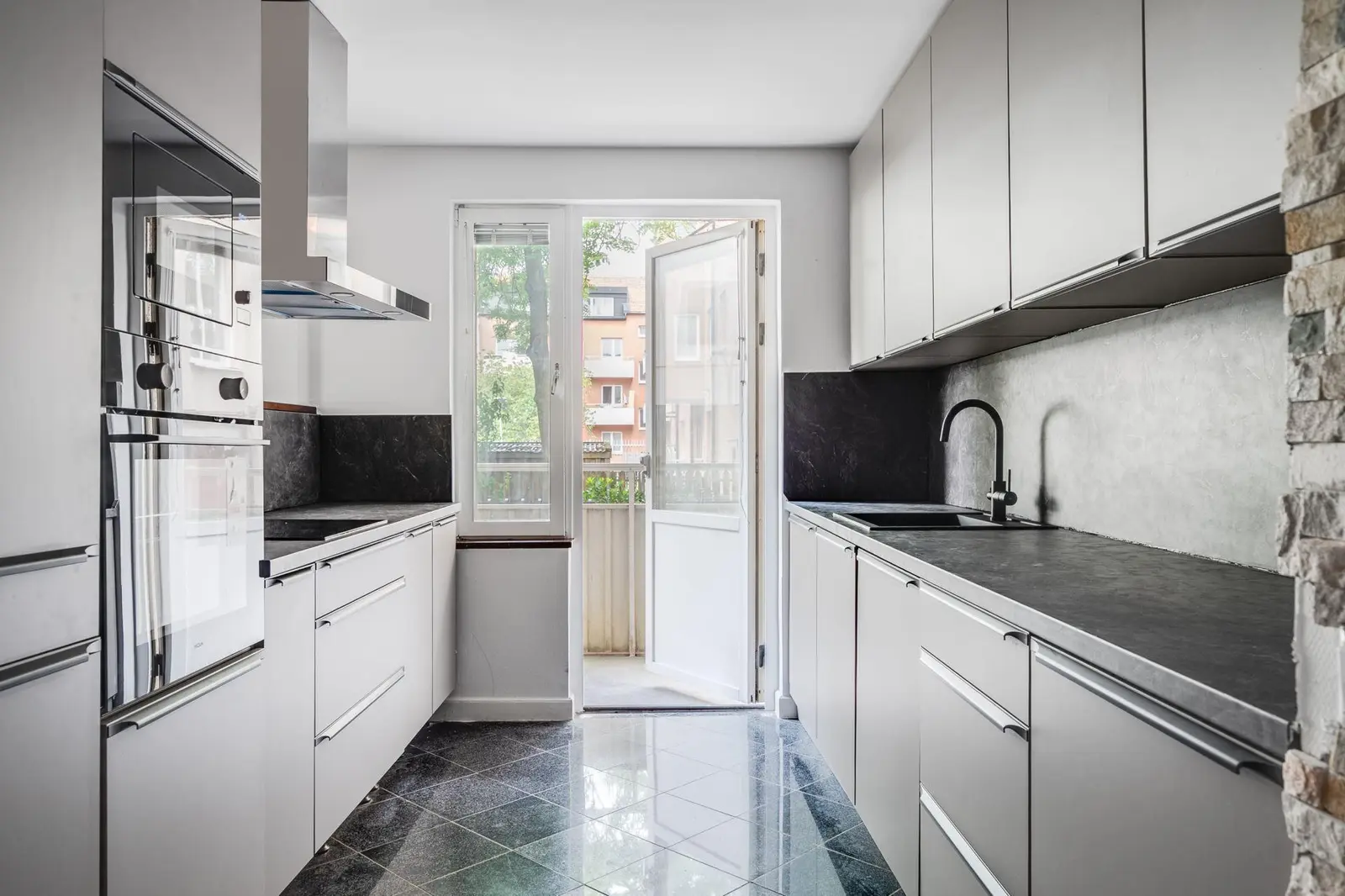 Lägenhet, Köpmansgatan 14, Malmö. Bild 1 av 24