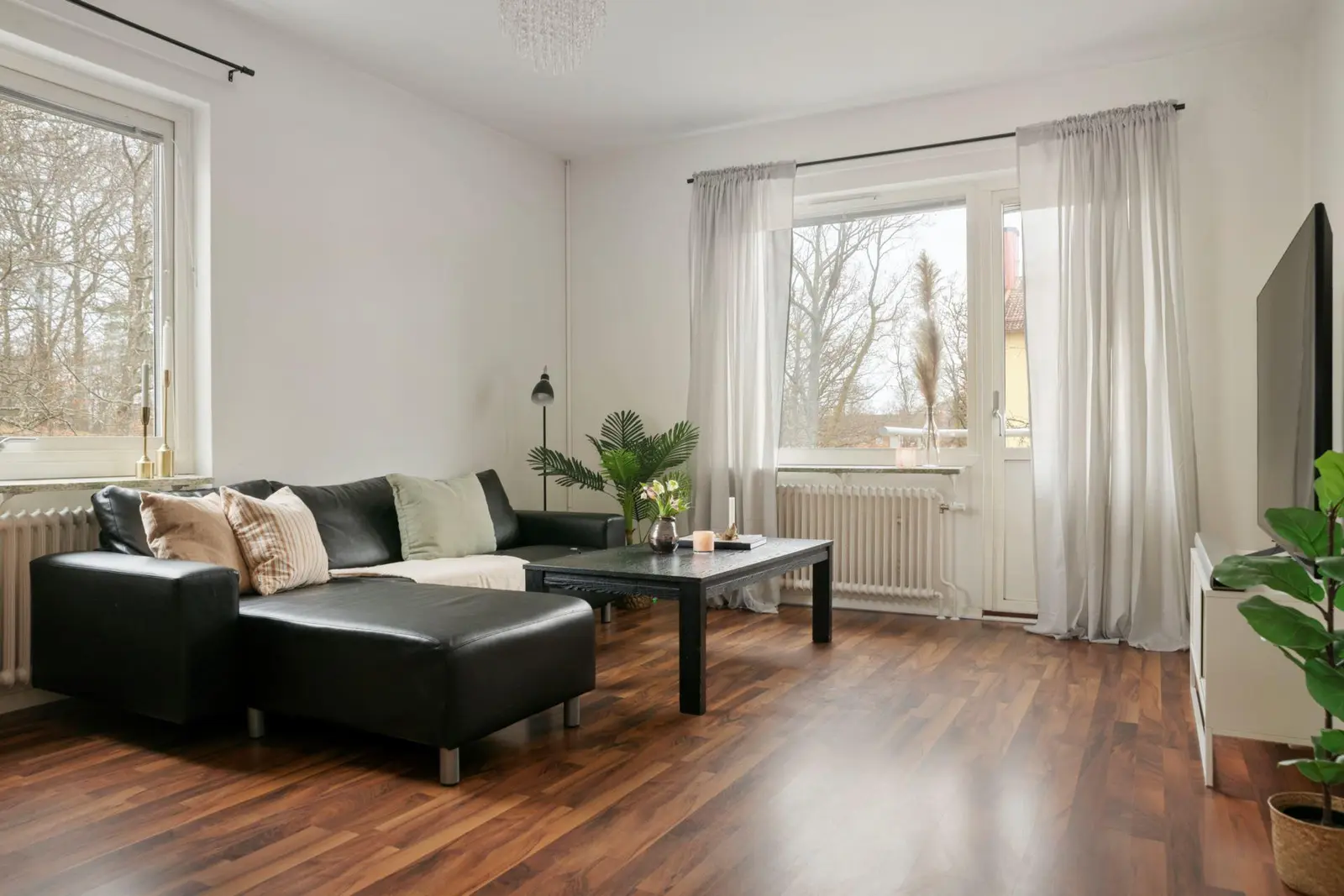 Lägenhet, Mellankullagatan 8C, Hässleholm. Bild 1 av 18