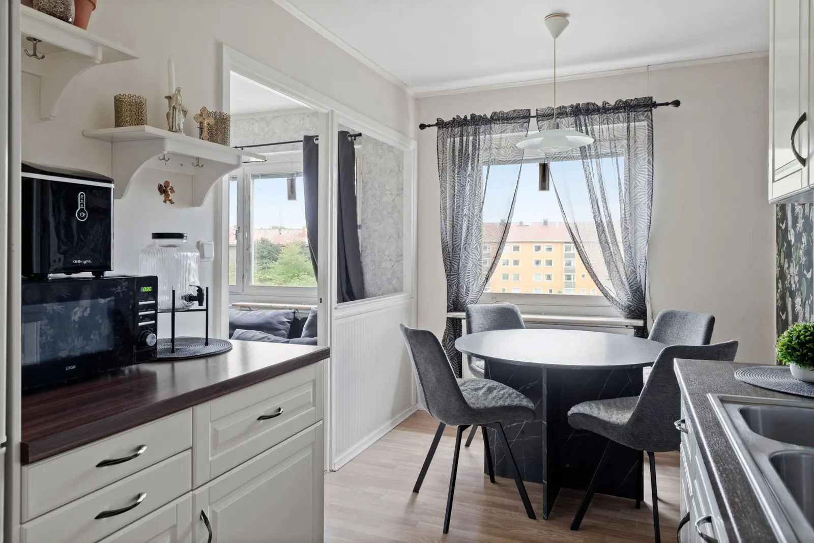Lägenhet, Sjögatan 10A, Oxelösund, Centralt Oxelösund. Bild 1 av 20